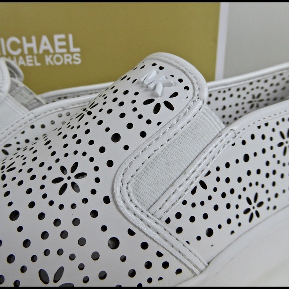 Michael Kors Trent Leather Floral Slip On Sneaker - Picture 2 of 8